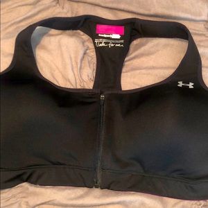 Under armour women sports bra size 38 DD